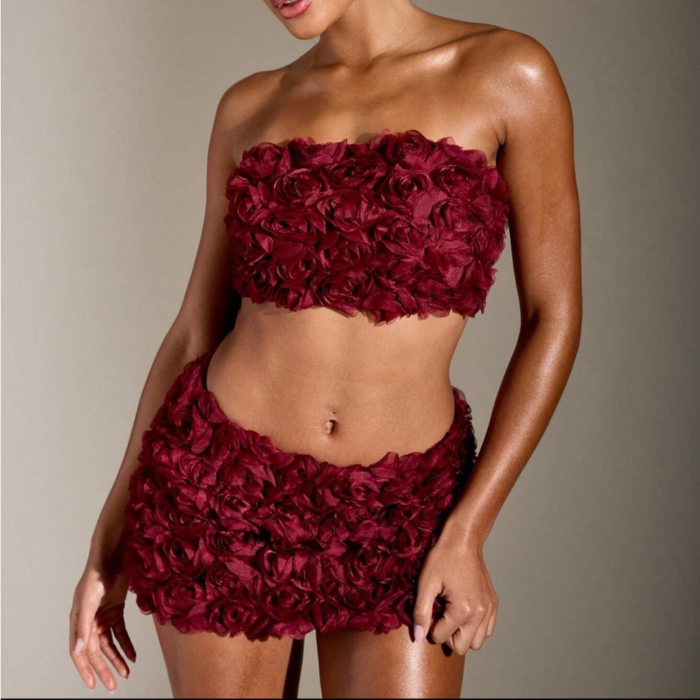 Missguided Burgundy Floral Mini Skirt